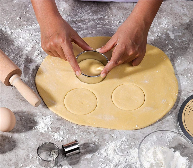 14Pcs/Set Round Cookie Biscuit Cutter Set